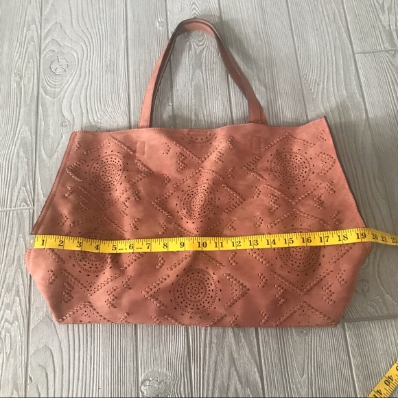 STREET LEVEL Suede Shoulder Bag Fully with Single Snap Closure in Red/Brown - Picture 10 of 14